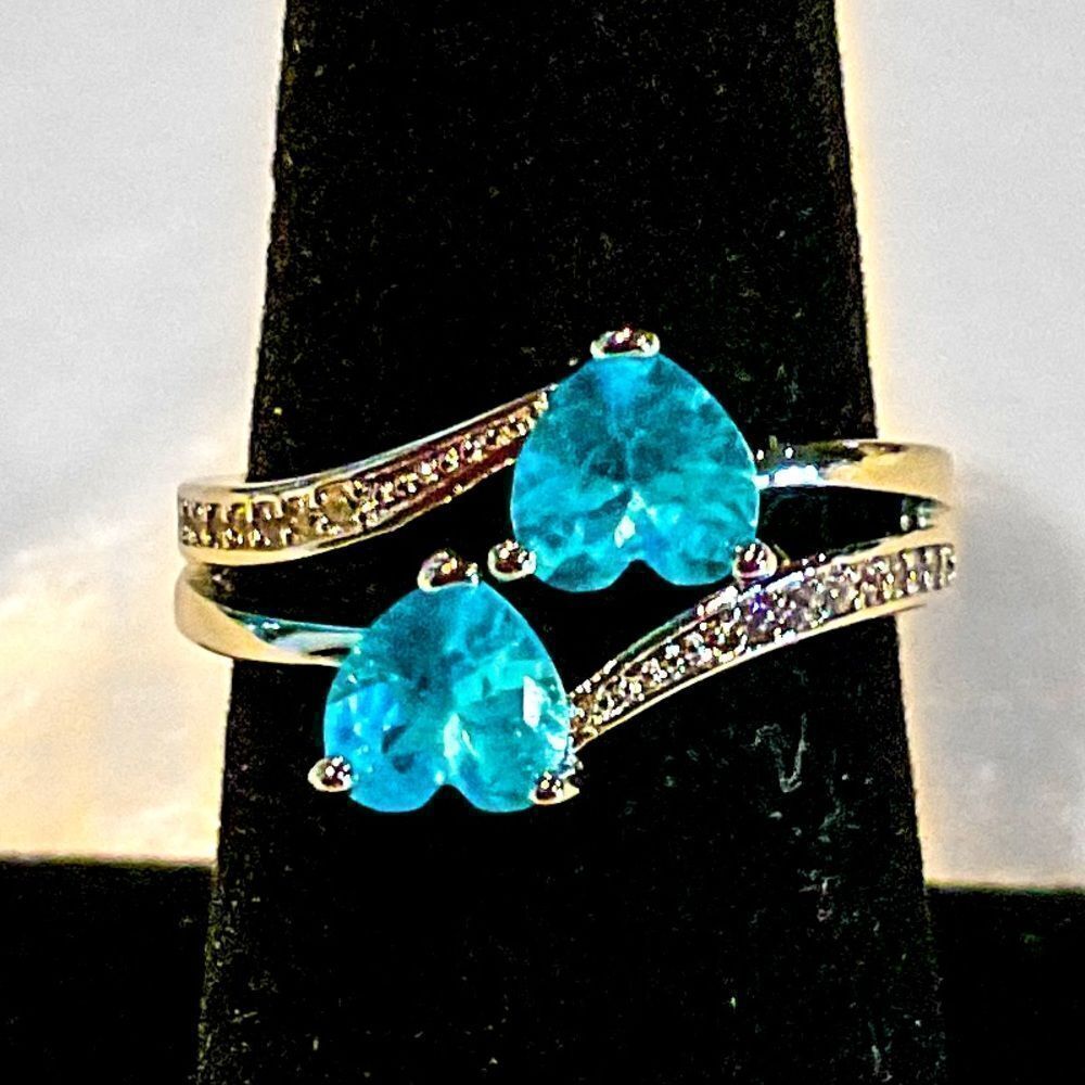 New Beautiful Blue Heart Ring